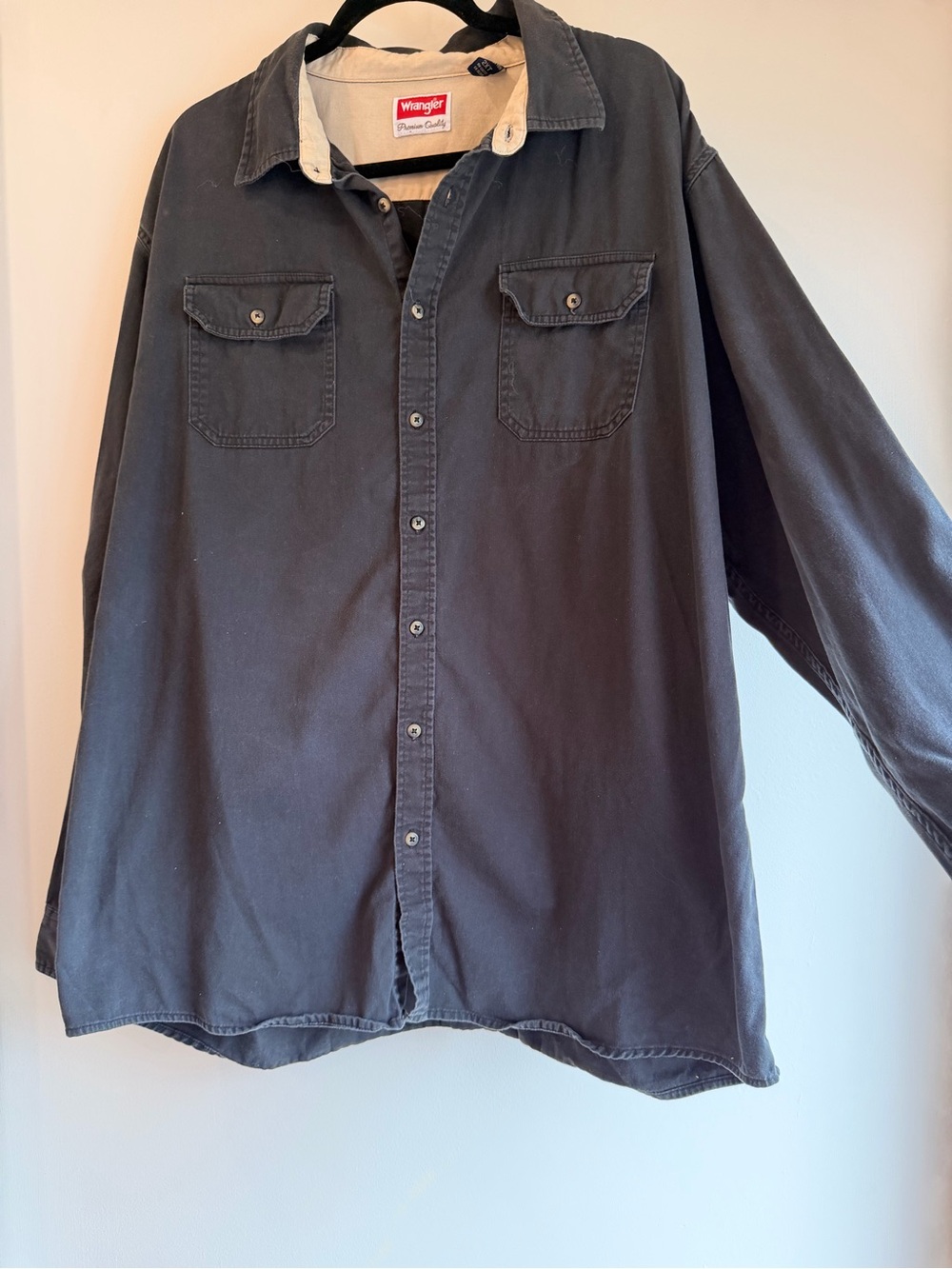 Wrangler Men’s Charcoal Button-Down Work Shirt 100% Cotton